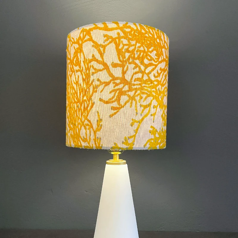 Tischlampe Koralle senfgelb