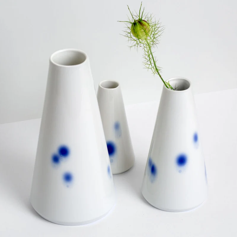 TUPF Vase