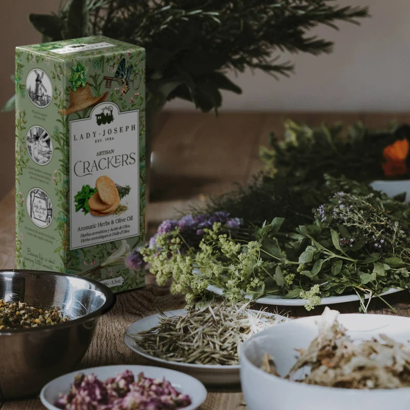 Cracker mit aromatischen Kräutern und extra nativem Olivenöl | Geschenkverpackung