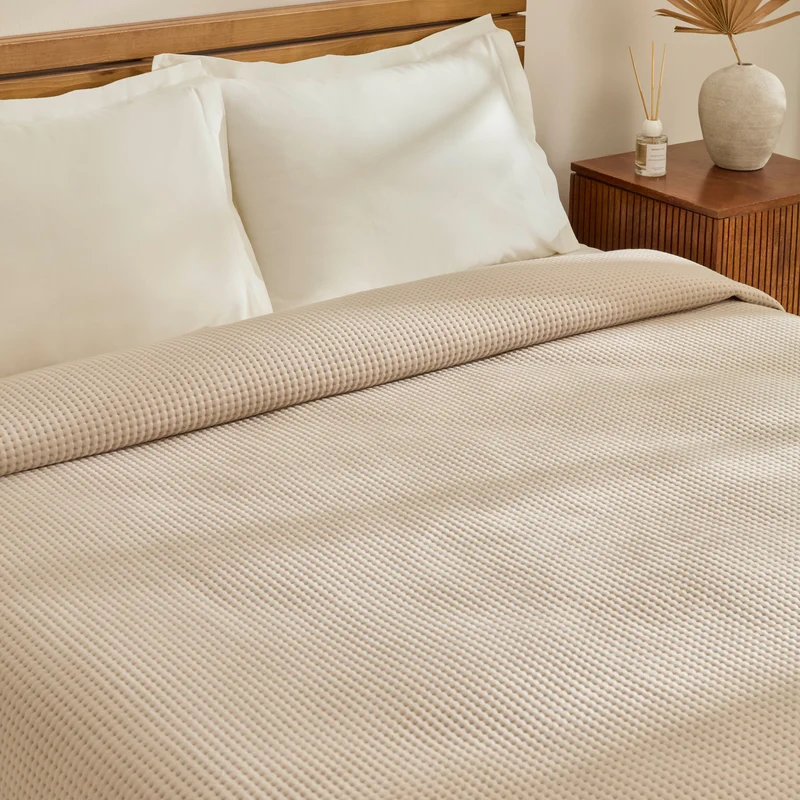 Karaca Chloe Tagesdecke, Einzelbett, Beige