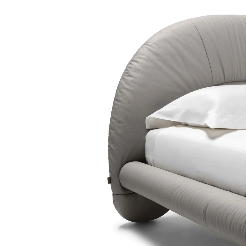 Bed LIELOW by Faye Toogood for Poltrona Frau