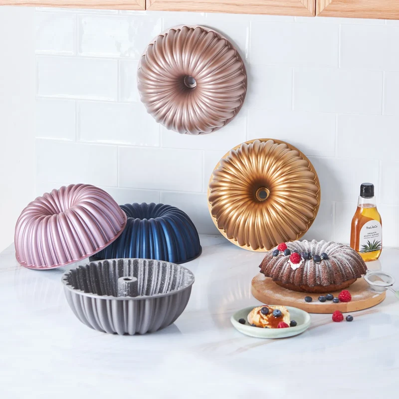 Karaca Cake Pro Geschnittene Goldguss-Kuchenform