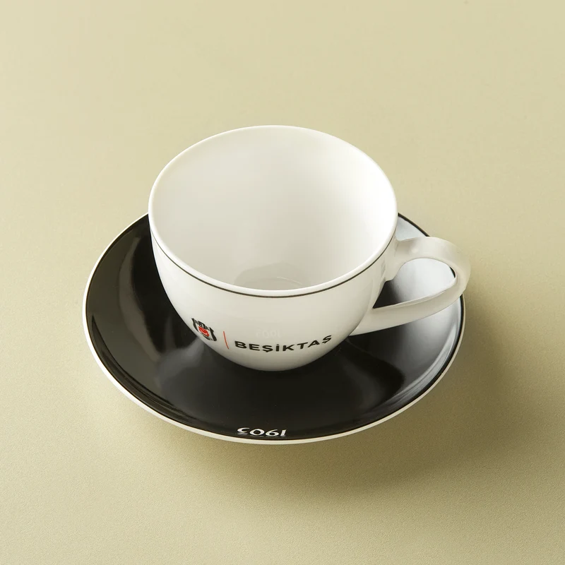 Karaca x Beşiktaş Lizenziertes 2-Personen-Teetassen-Set, 220ML