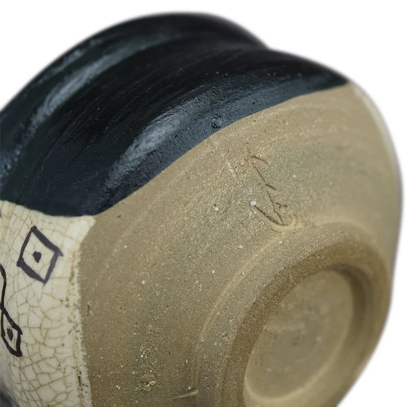 Kuro Oribe Chawan von Kato Juunidai