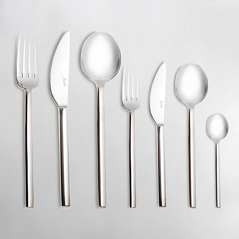 Jumbo 8100 Tafelbesteck- Set aus Gabel Löffel Messer 84- teilig für 12 - Personen mit Box