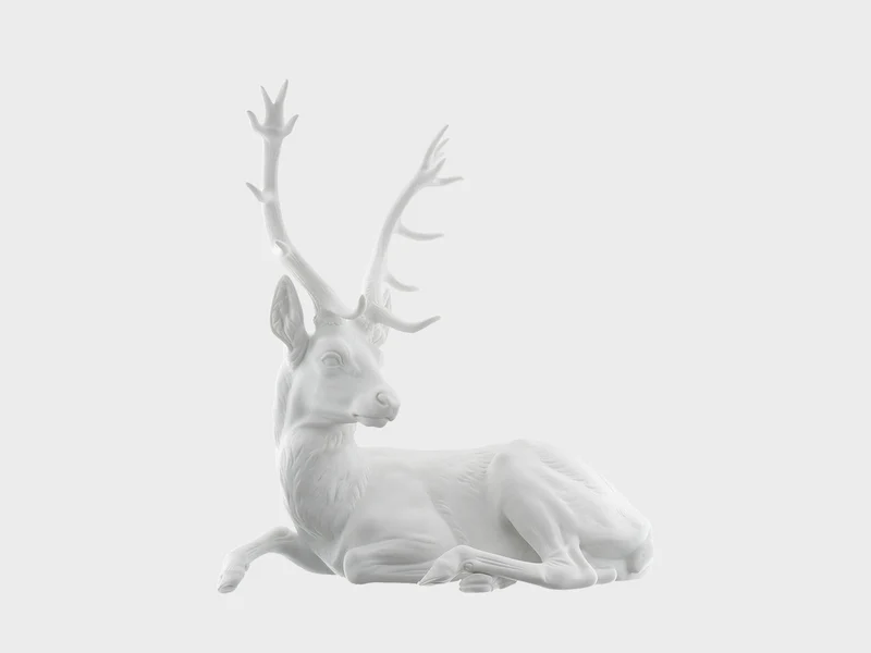 Hirsch liegend