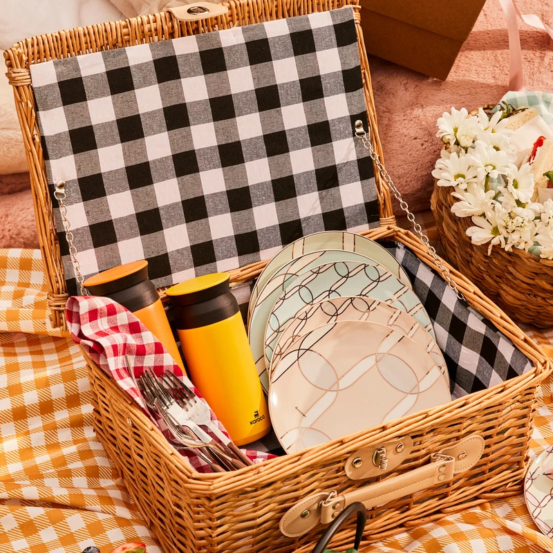 Karaca Wicker, Picknickkorb