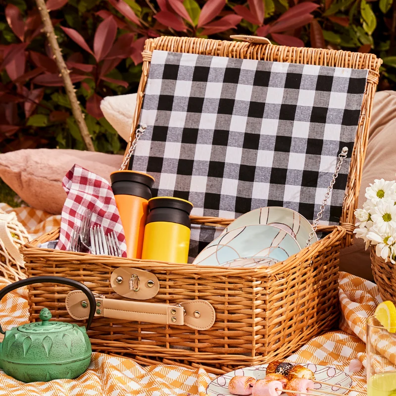 Karaca Wicker, Picknickkorb