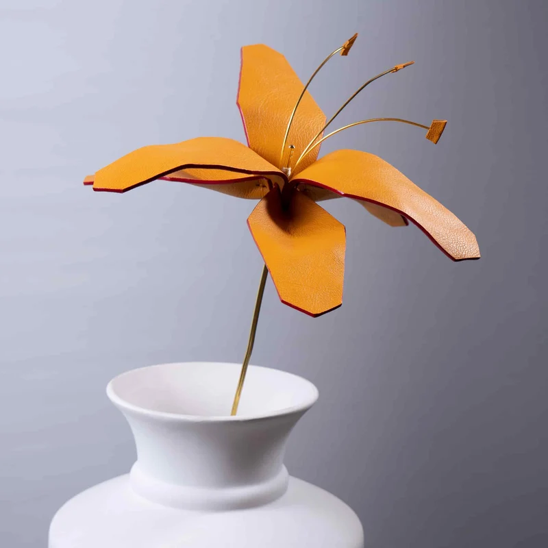 Leather Decorative Object ÈDEN by MARCO Atelier