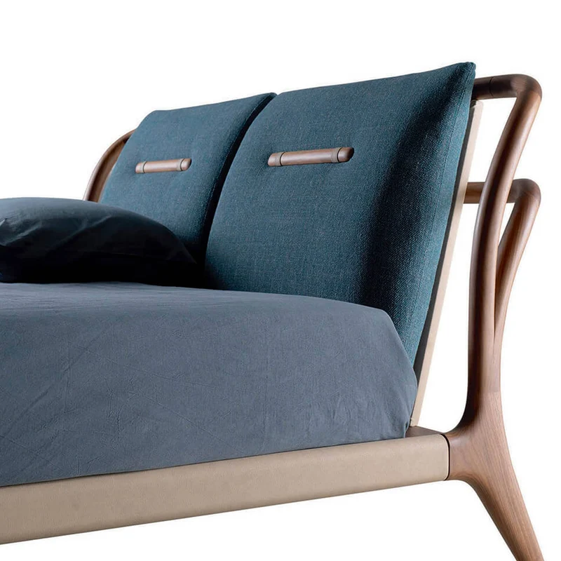 Walnut Wood Bed SMUSSO by Dale Italia