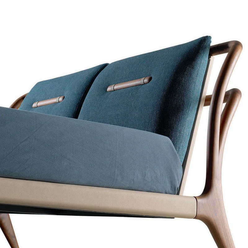 Walnut Wood Bed SMUSSO by Dale Italia