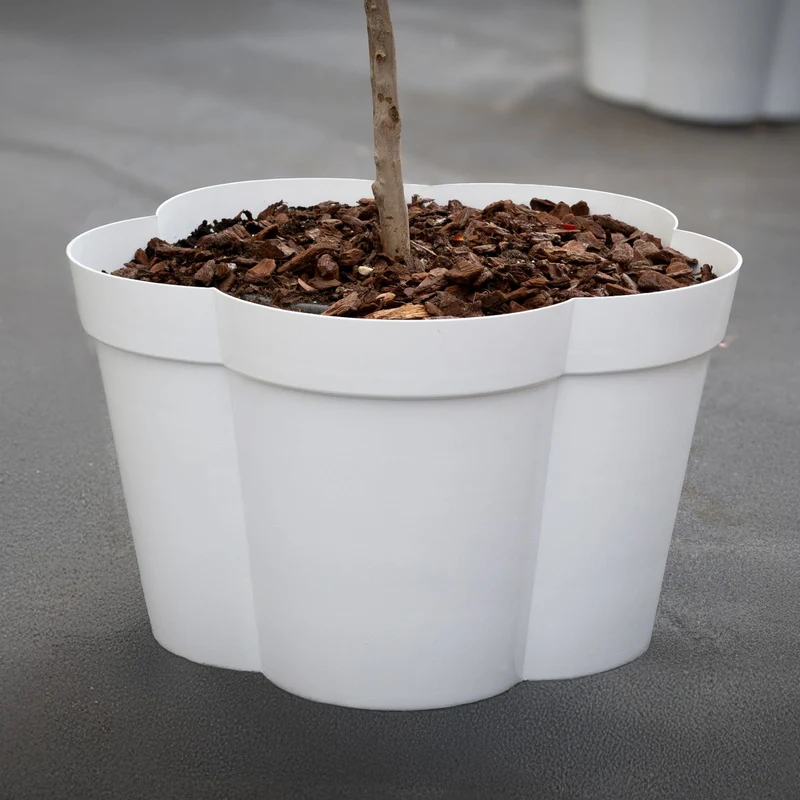 Outdoor Vase VASO FIORE by Furf for Designtech Originals