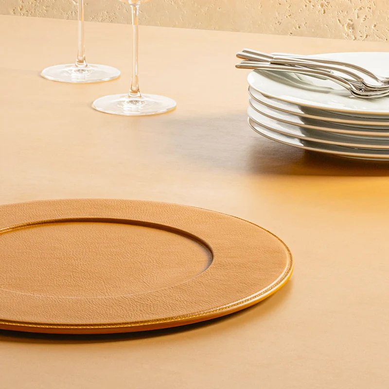 Leather Underplate TABLEWARE COLLECTION by Giobagnara for Poltrona Frau