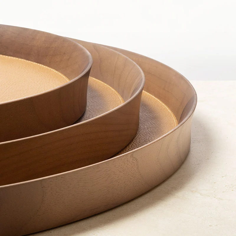 Leather Tray TABLEWARE COLLECTION by Giobagnara for Poltrona Frau