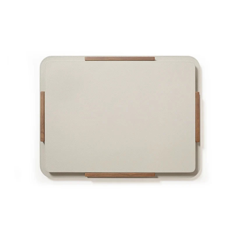 Leather Placemats TABLEWARE COLLECTION Set of Six by Giobagnara for Poltrona Frau