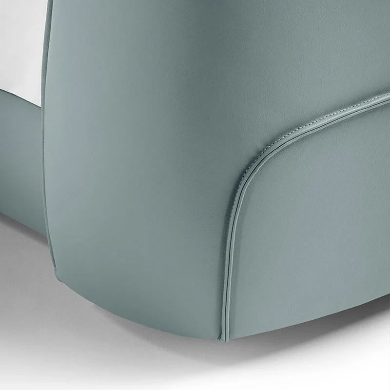 Leather Bed ARCHIBALD by Jean-Marie Massaud for Poltrona Frau