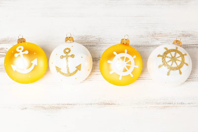 Christbaumkugel gold weiß Anker