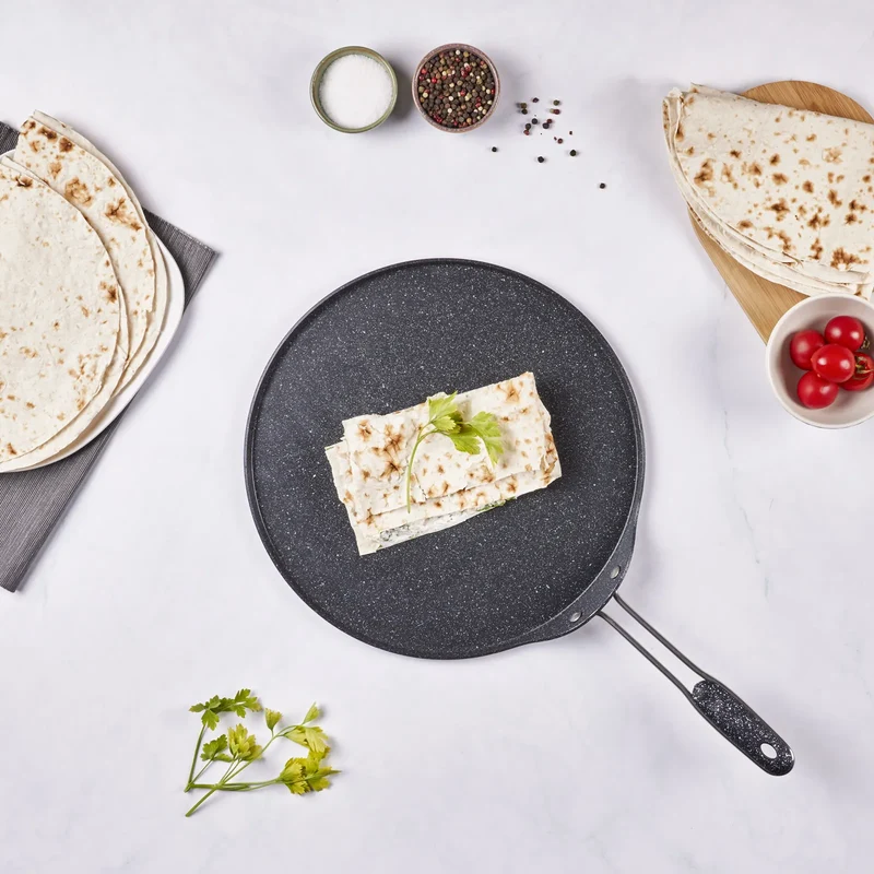 Karaca Love of Kitchen Graue Pfanne für Pfannkuchen und Lavash 34 cm