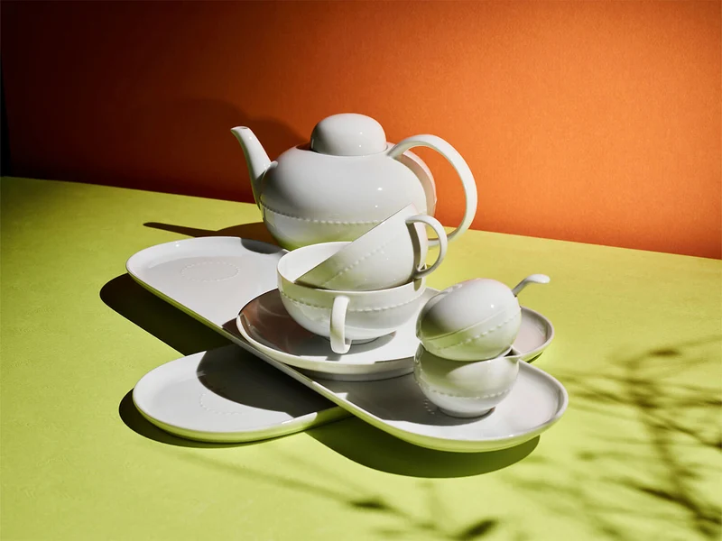 Teetasse und Tablett | Haute Couture