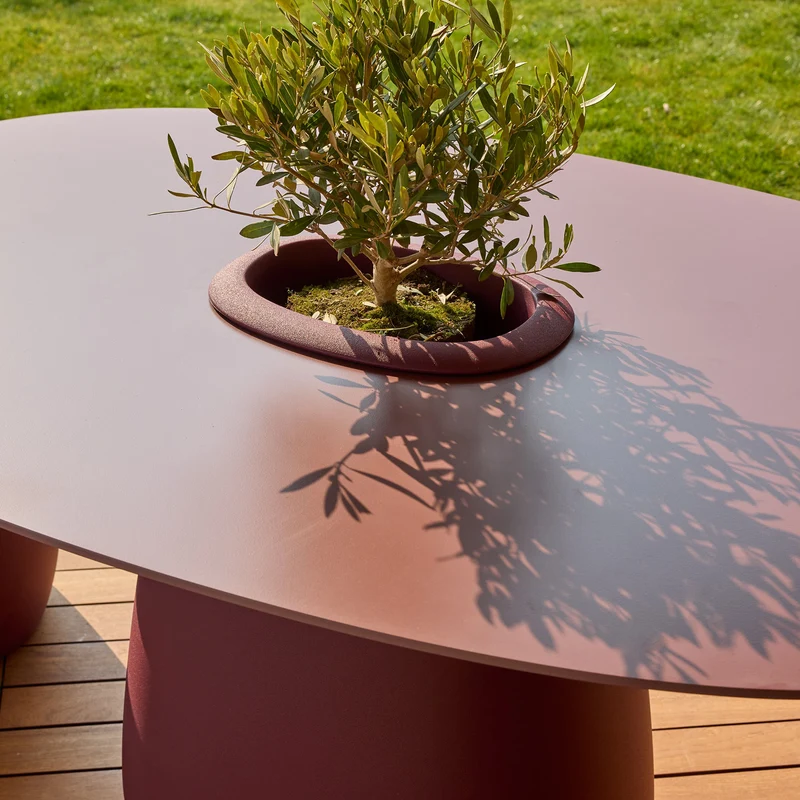 Oval Dining Table COBBLE BUCKET by Elisa Giovannoni for Qeeboo