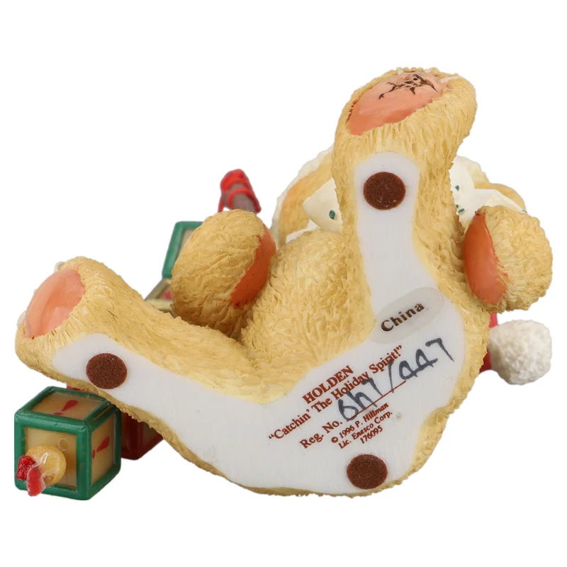 Teddy 176095 Holden "Catchin' The Holiday Spirit!"