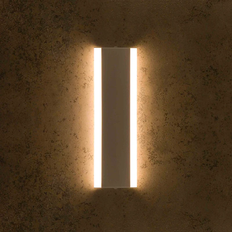 Aluminium Wall Lamp LINES by Hi.Project for Brillamenti