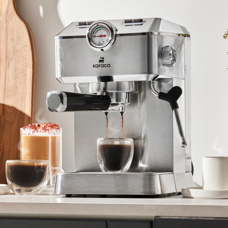 Karaca Coffee Art 1101 Milchaufschäumer, 20 Bar Druck, Espresso, Latte, Cappuccino, Americano Maschine 1,5L Inox