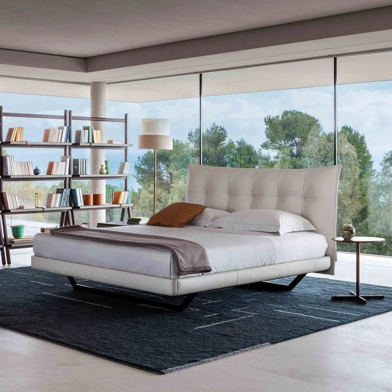 Leather Bed AURORA TRE by Tito Agnoli for Poltrona Frau