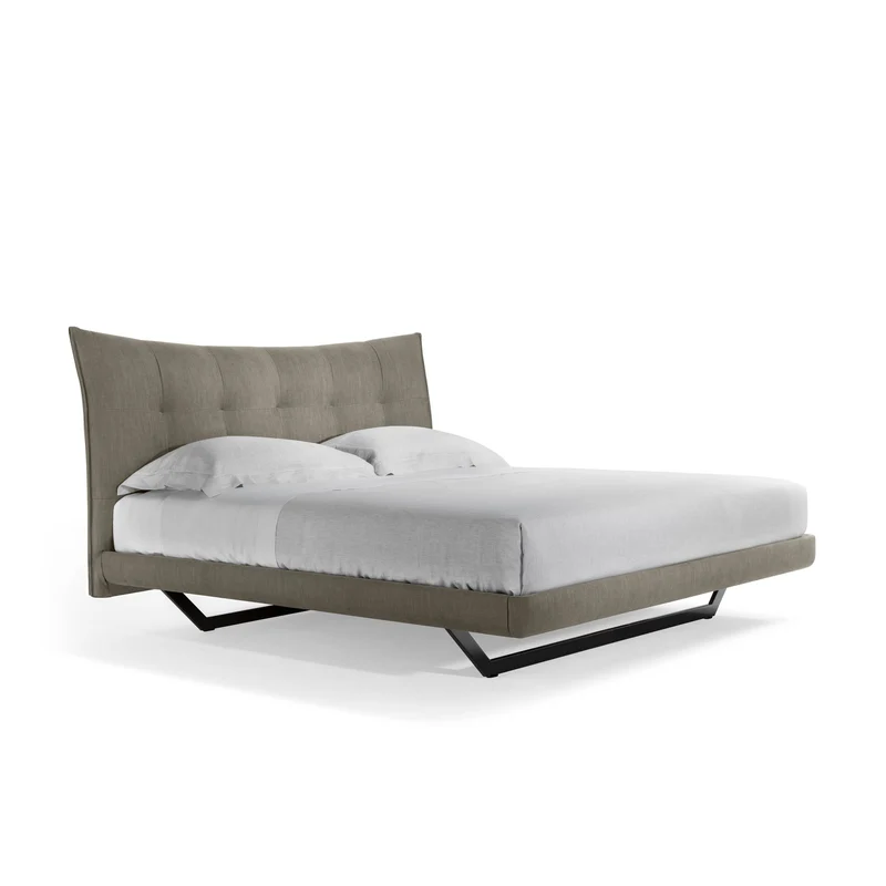 Leather Bed AURORA TRE by Tito Agnoli for Poltrona Frau