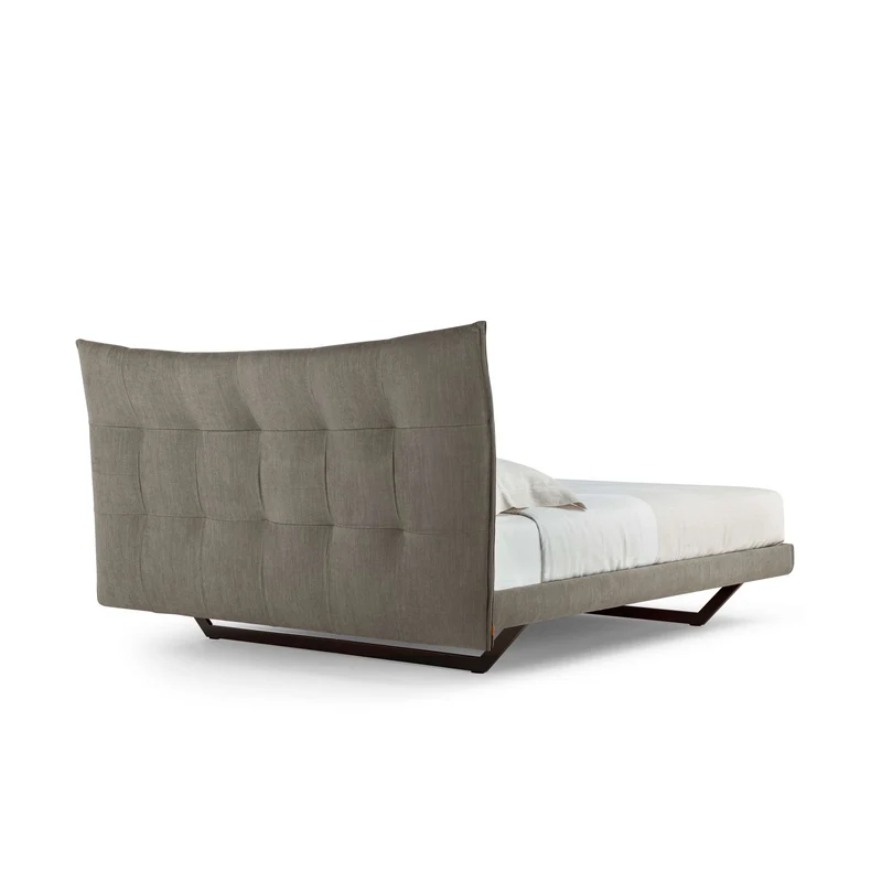 Leather Bed AURORA TRE by Tito Agnoli for Poltrona Frau