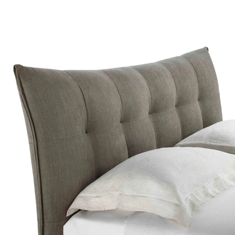 Leather Bed AURORA TRE by Tito Agnoli for Poltrona Frau