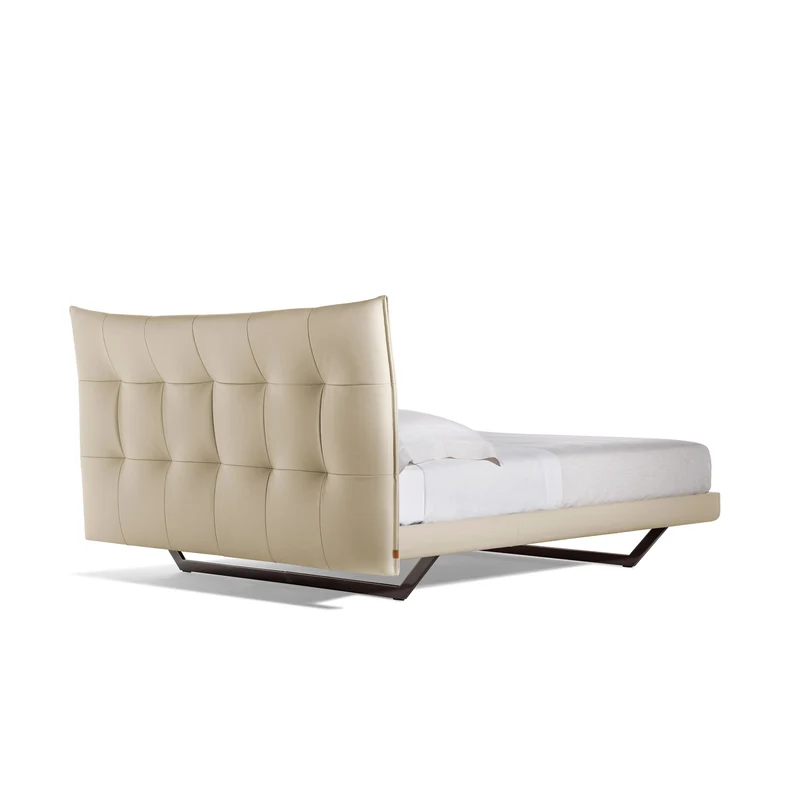 Leather Bed AURORA TRE by Tito Agnoli for Poltrona Frau
