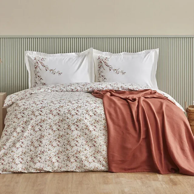 Karaca Mizu Bettwäsche-Set aus 100 % Baumwolle mit Tagesdecke, Doppelbett, Mehrfarbig