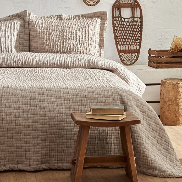 Karaca Home Loretta Tagesdecke für Doppelbett Beige