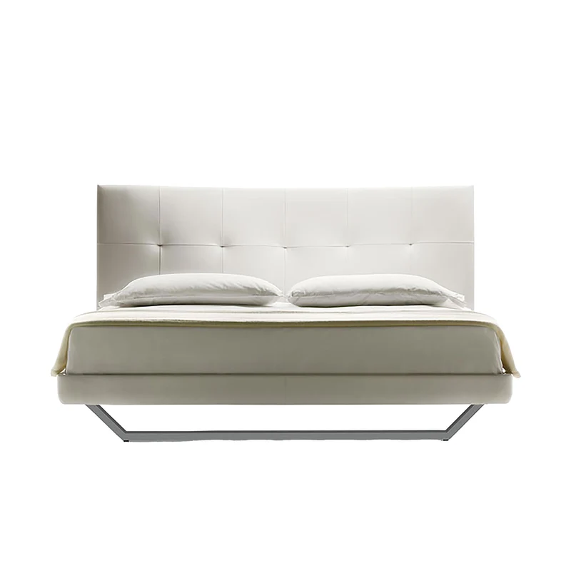 Leather Bed AURORA DUE by Tito Agnoli for Poltrona Frau