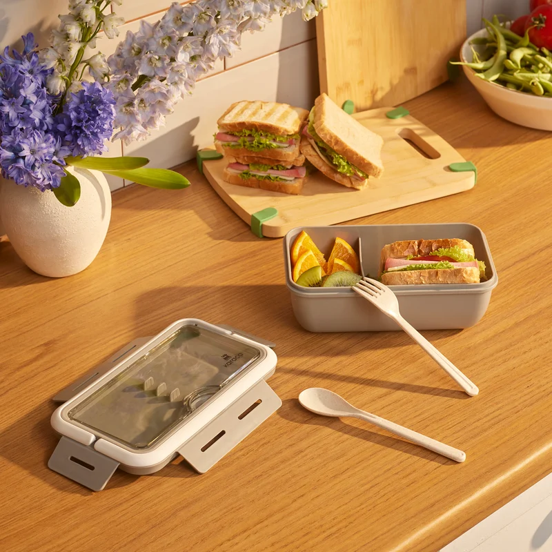 Karaca Fusca Lunchbox mit Gabel und Löffel Grau