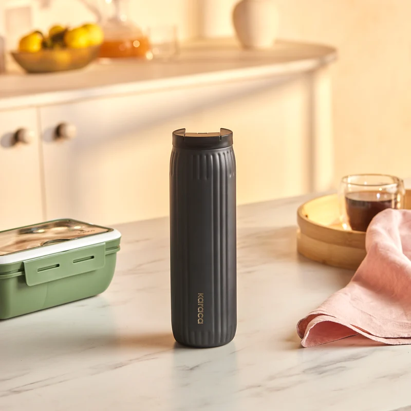 Karaca Rimo Auslaufsicherer Edelstahl-Thermos 600 ml Anthrazit