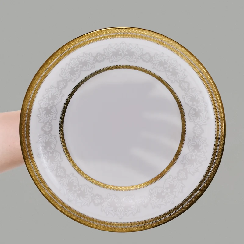 Karaca Royal Bone China Charlotte 55-teiliges Tafelservice für 12 Personen, Gold