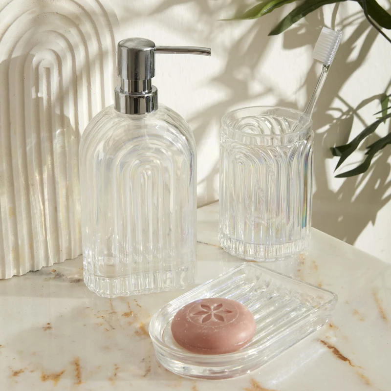 Karaca Home Gleam 3-teiliges Badezimmer-Accessoire-Set mit Lüster
