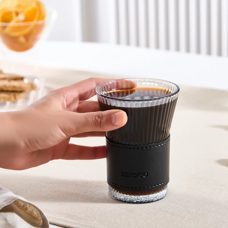 Karaca Leder Cool Touch Latte Glas 210 Ml Schwarz