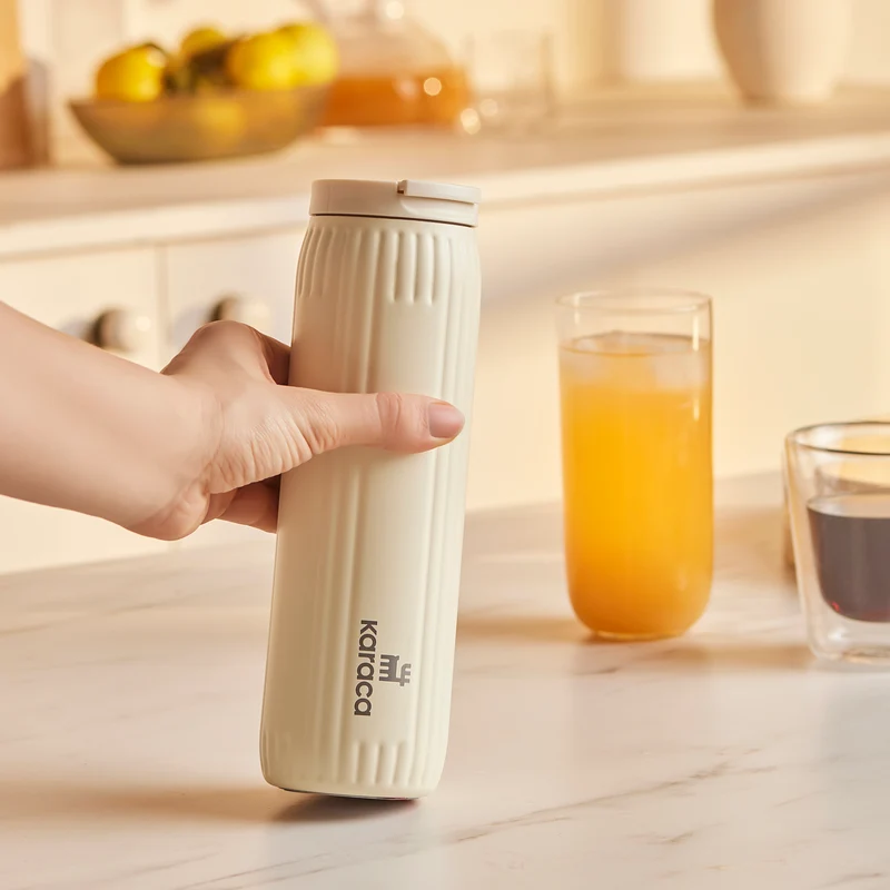 Karaca Rimo Auslaufsicherer Edelstahl-Thermos 600 ml Creme