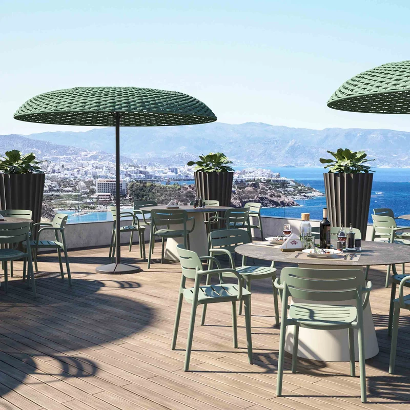 Outdoor Chair CROISETTE Set of Four by Serralunga