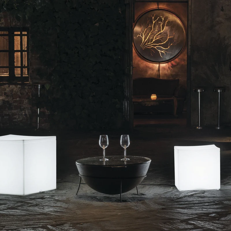Outdoor Pouf LOUNGE CUBE with Light by Serralunga