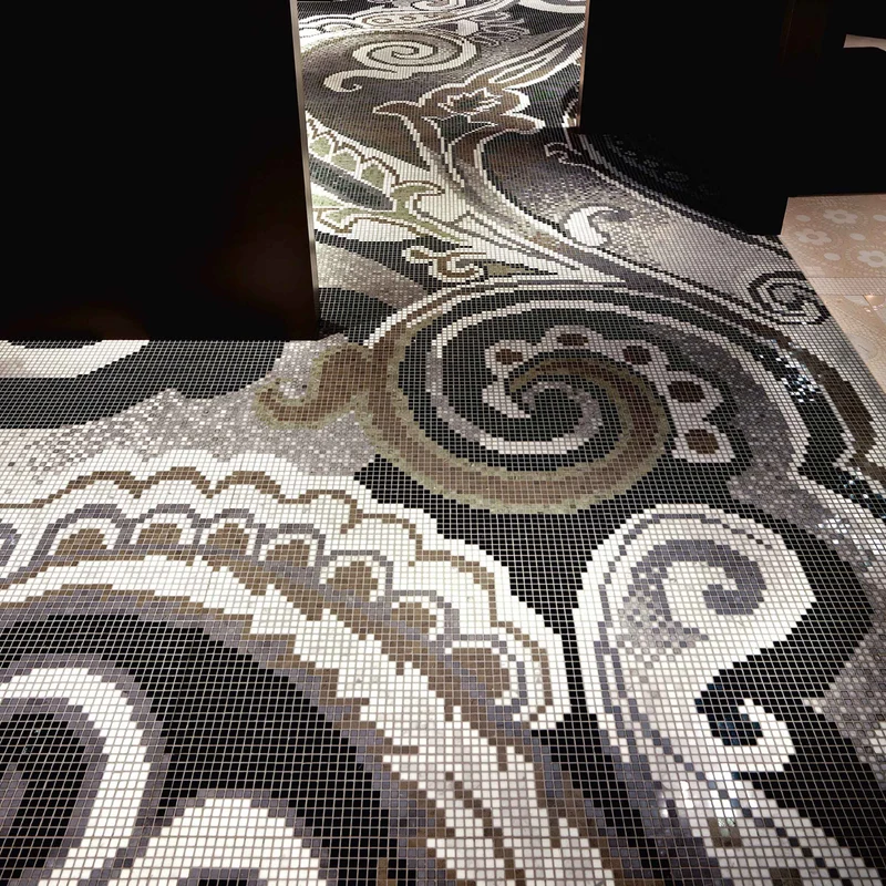 Mosaic Rug PAISLEY MUSK by Sicis