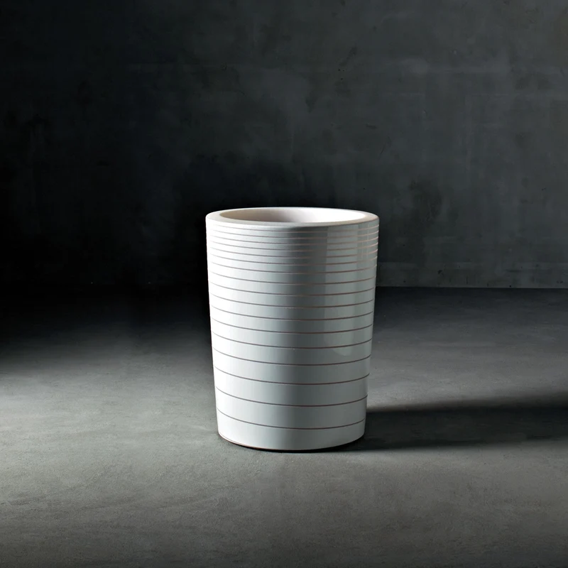 Outdoor Vase GRAND JANE by Marc Sadler for Serralunga