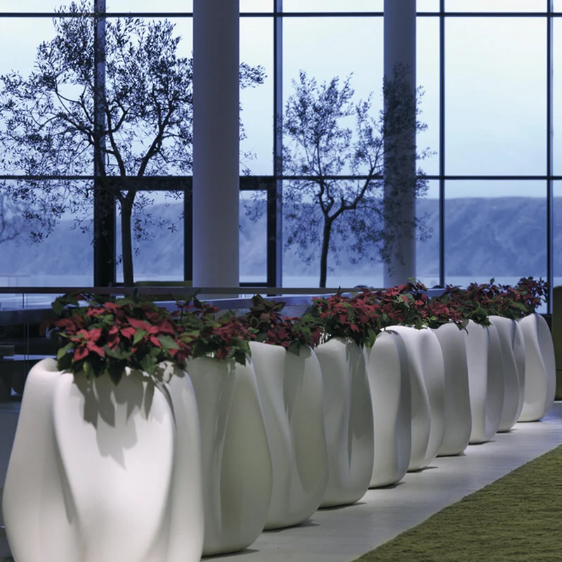 Vase NEW WAVE by Ross Lovegrove for Serralunga