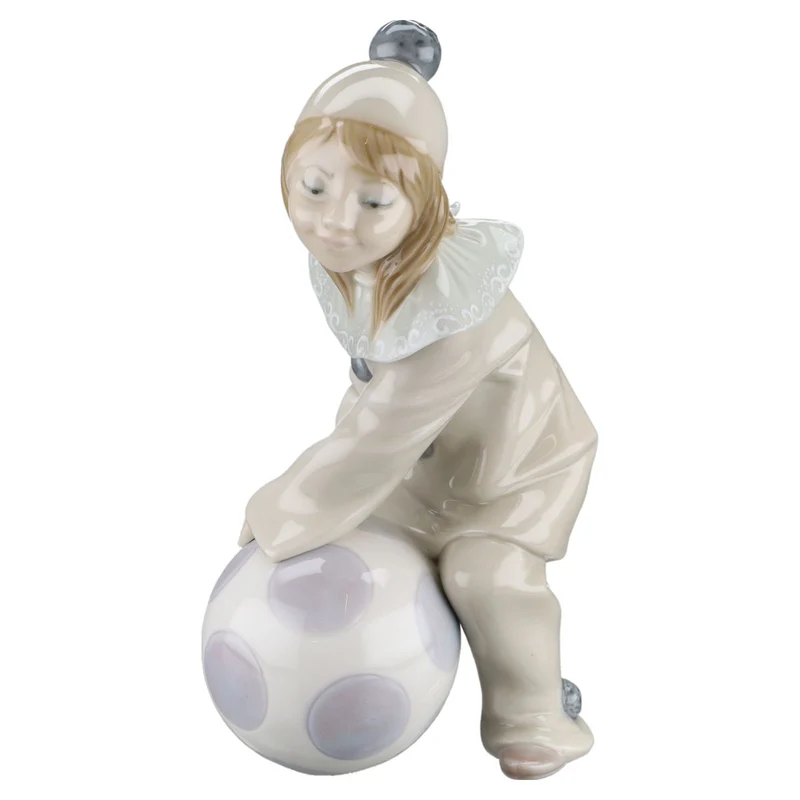 Figur Girl with Ball Mod. 1177
