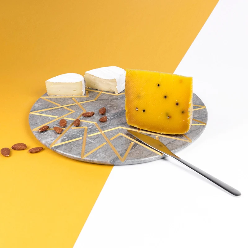 Marble and Gold Round Charger Plate PALATINA by Gabriele D'Angelo