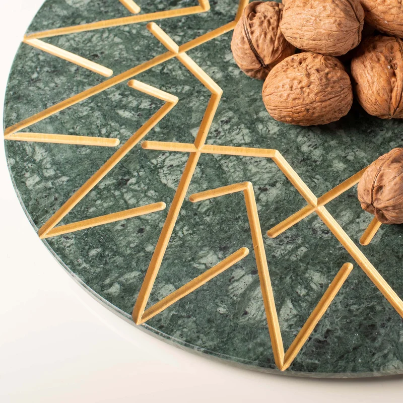 Marble and Gold Round Charger Plate PALATINA by Gabriele D'Angelo
