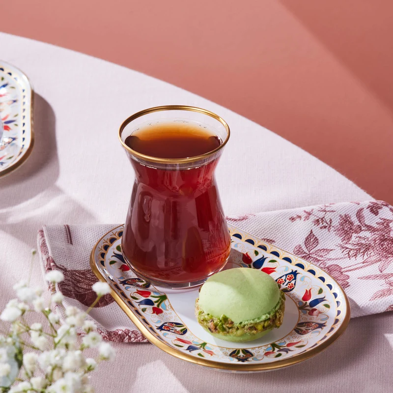 Karaca Tulip 12-Teiliges Tee-Set
